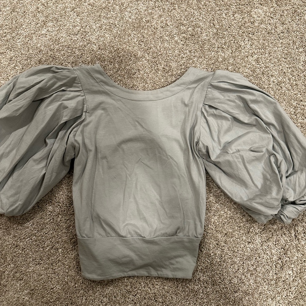 Express Gray Women's Puff Sleeve Shirt